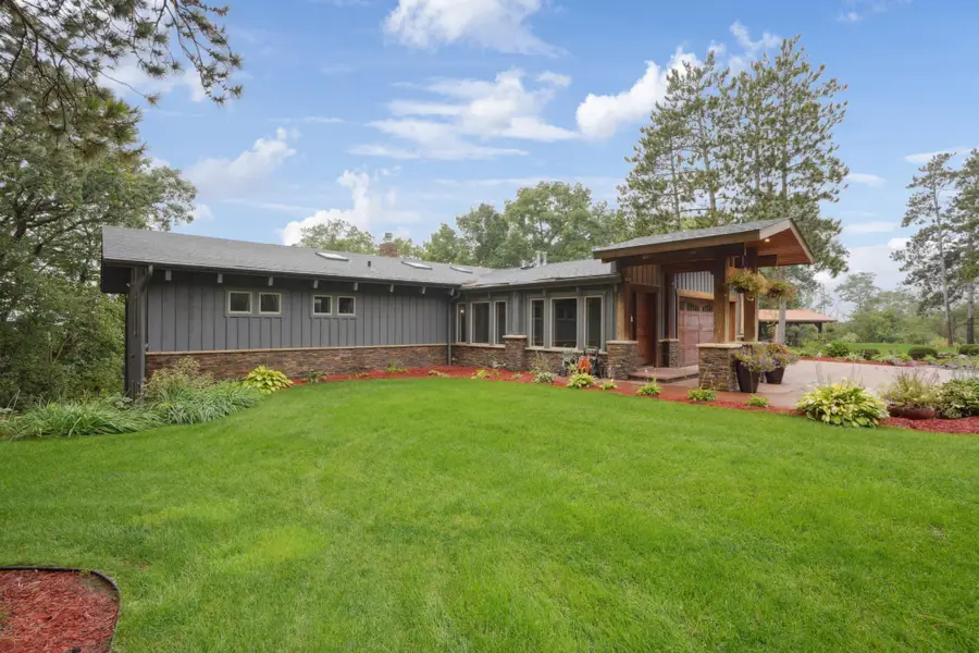227 Rivercrest Drive, Hudson, WI 54016 - Image #2