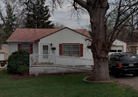 1321 Sibley Street, Hastings, MN 55033