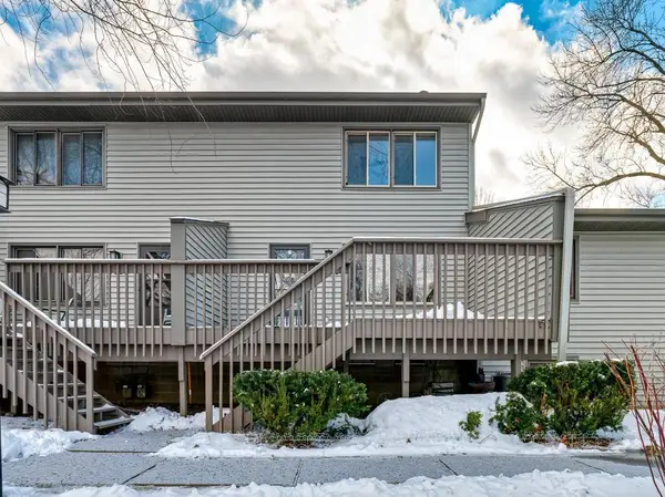 1470 Arden View Drive, Arden Hills, MN 55112