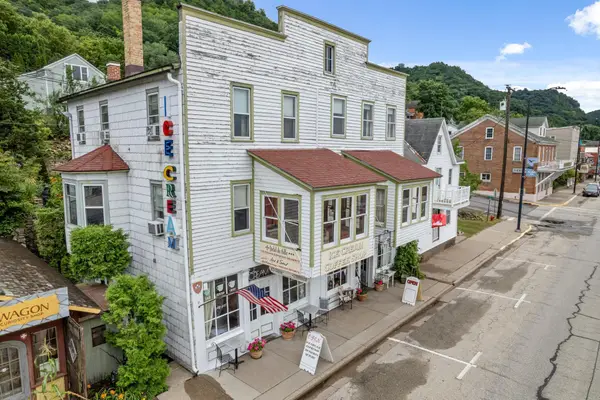 305 N Main Street, Alma, WI 54610