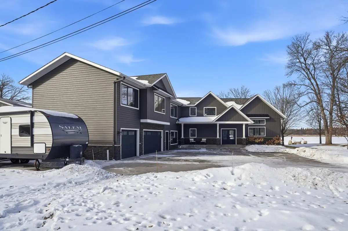 309 Chinook Avenue Sw, Avon, MN 56310 - Image #1