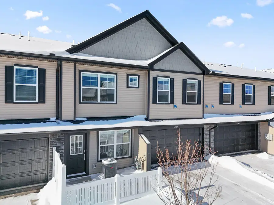 5237 Long Pointe Pass, Woodbury, MN 55129 - Image #2