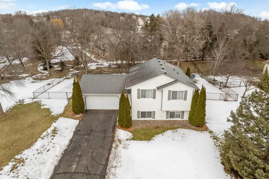 748 Kirche Hill Drive, Carver, MN 55315 - Image #3