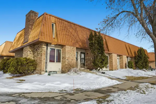 306 13th Avenue E, West Fargo, ND 58078