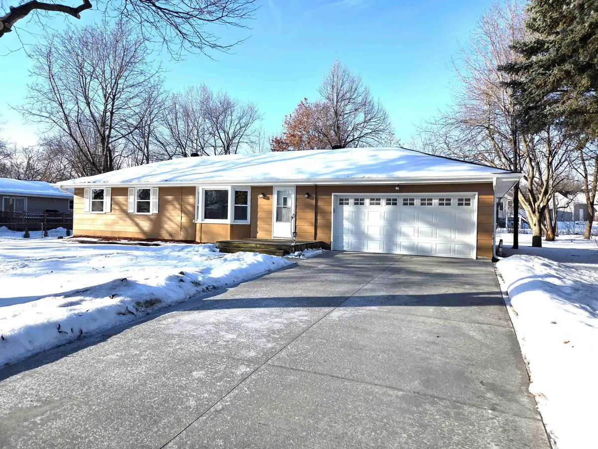 11209 Independence Avenue N, Champlin, MN 55316 - Image #1