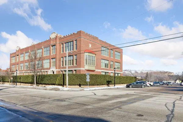 523 East Avenue #214, Red Wing, MN 55066