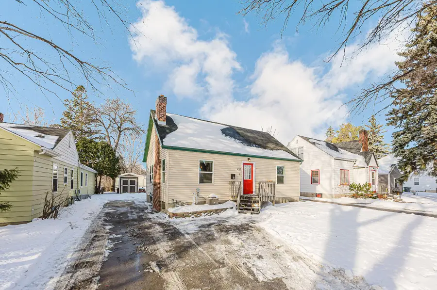 427 13th Street S, Moorhead, MN 56560 - Image #2