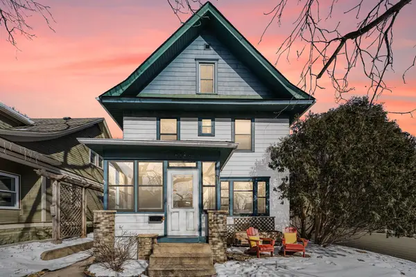 1121 Hague Avenue, Saint Paul, MN 55104