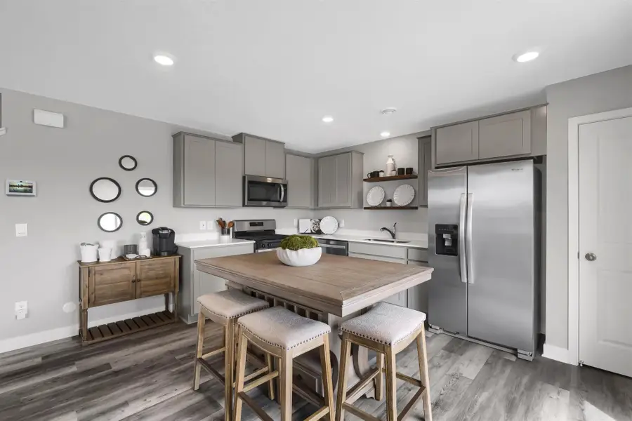 2135 Highview Ridge Court, Shakopee, MN 55379 - #2