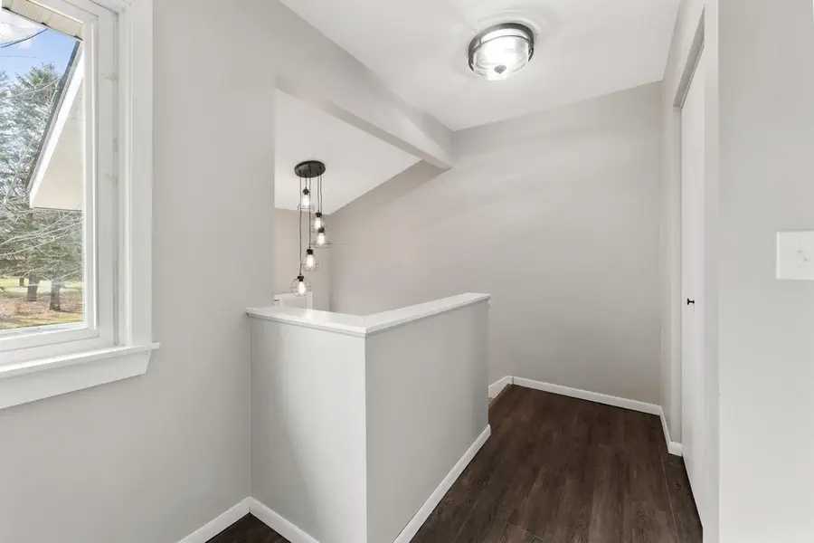 571 N Montgomery Avenue, Le Center, MN 56057 - Image #3