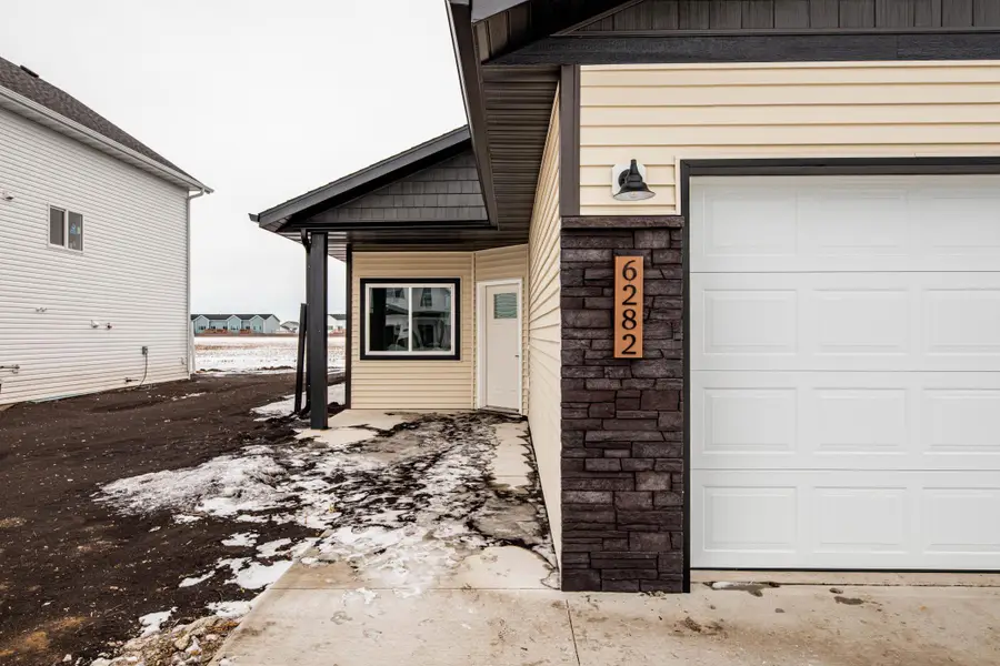 6282 87th Avenue S, Horace, ND 58047 - #2