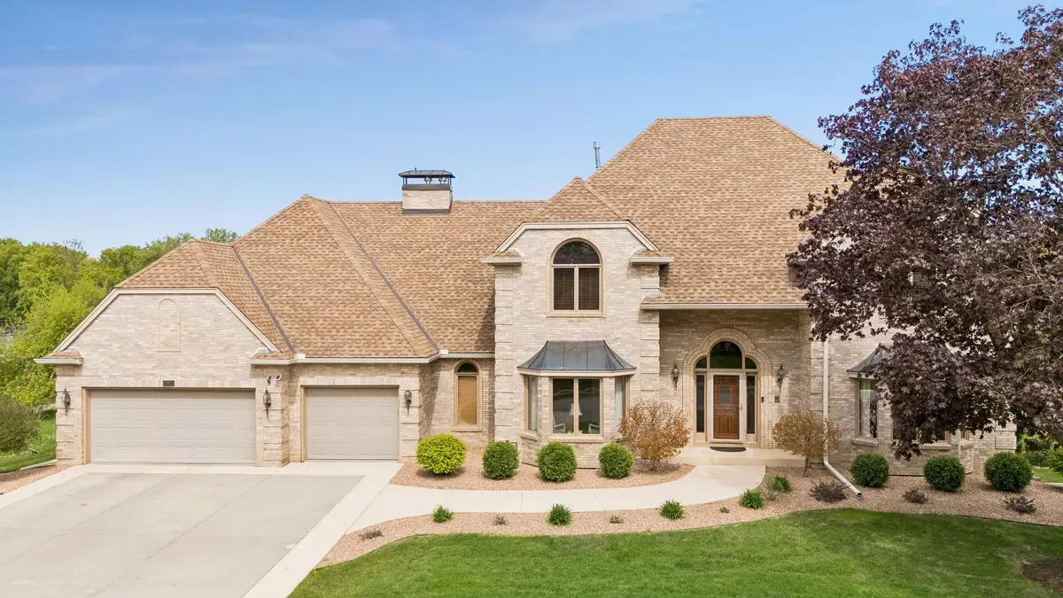 11824 Welters Way, Eden Prairie, MN 55347 - #1