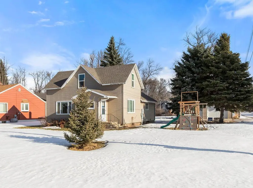 203 Strand Avenue N, Buffalo, ND 58011 - Image #1
