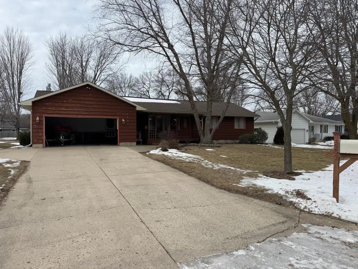 1807 Brookside Drive, Albert Lea, MN 56007 - #1