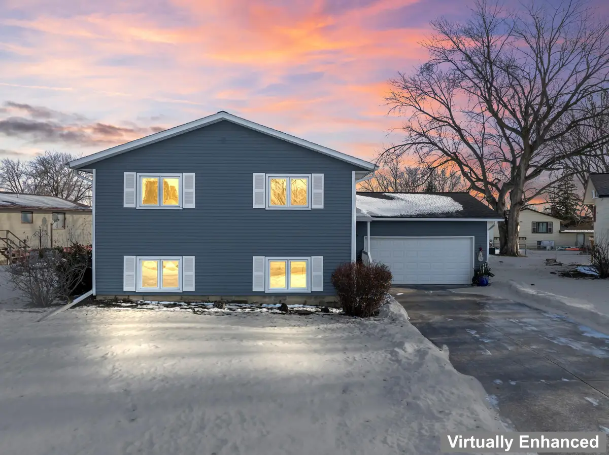 405 9th Avenue Circle Nw, Kasson, MN 55944 - #1