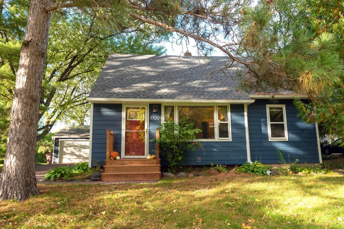 1705 Lark Avenue, Maplewood, MN 55109 - Image #1