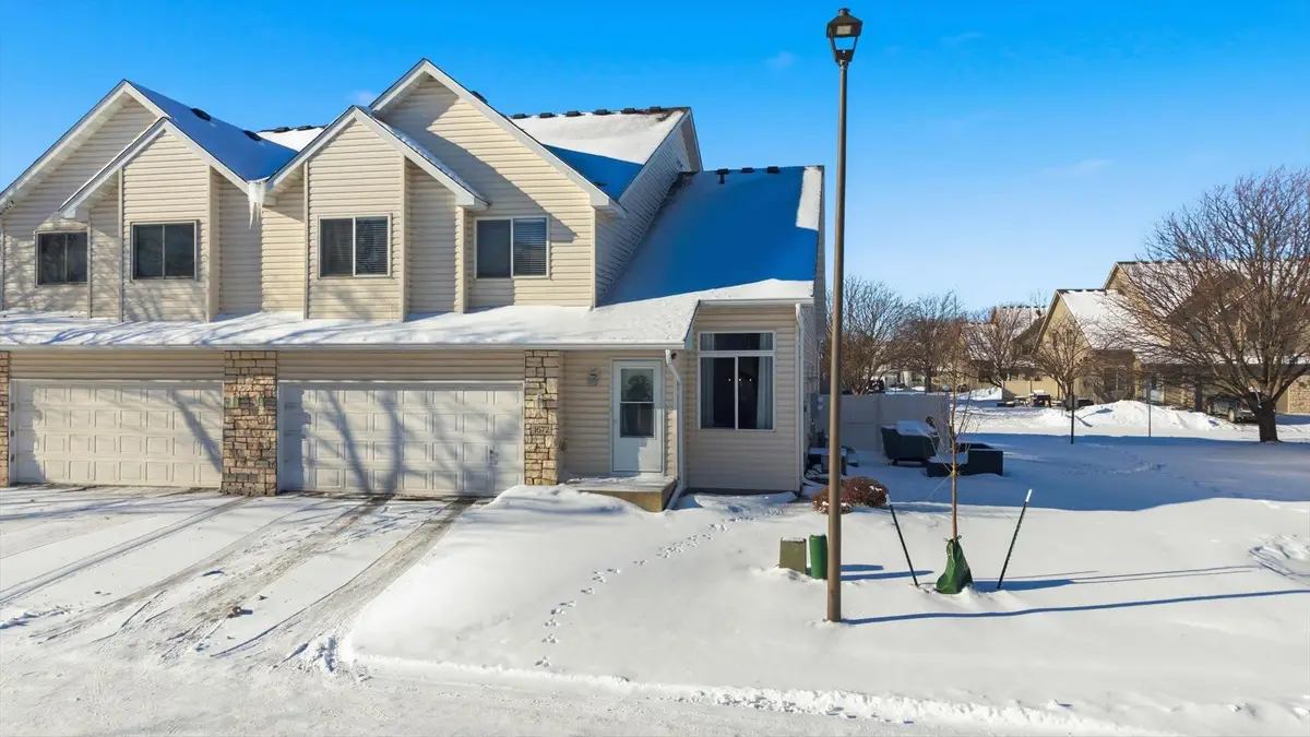1672 Bedford Lane, Shakopee, MN 55379 - Image #1
