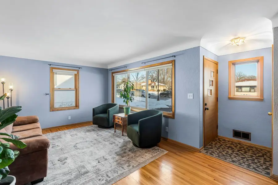 1521 Atlantic Street, Saint Paul, MN 55106 - Image #3