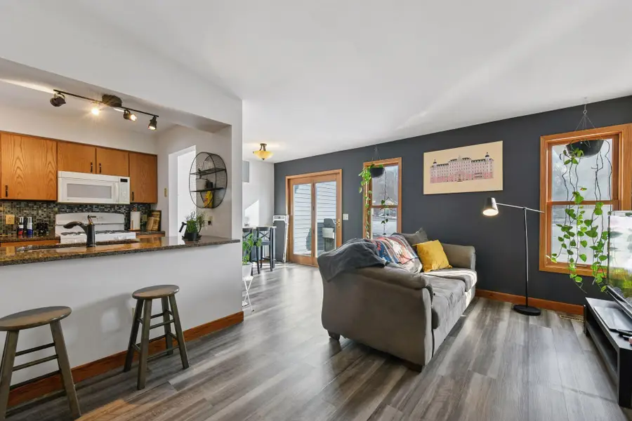 7307 Amber Lane, Eden Prairie, MN 55346 - Image #2