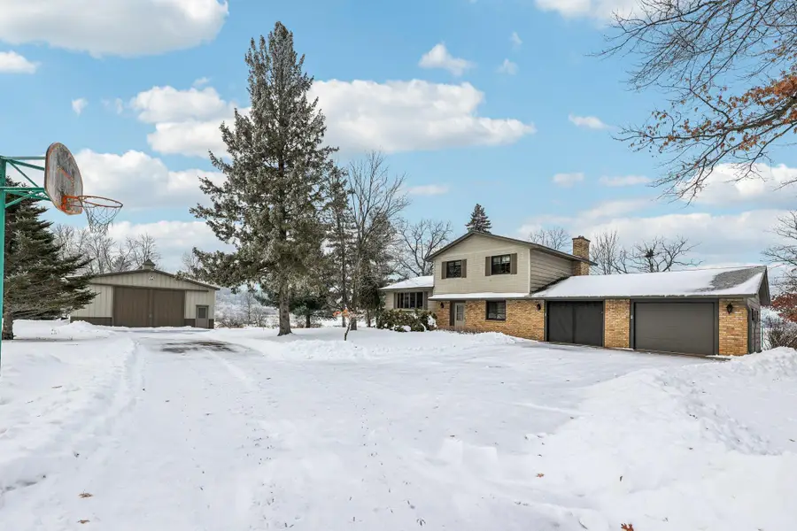 3225 465th Street, Harris, MN 55032 - Image #2