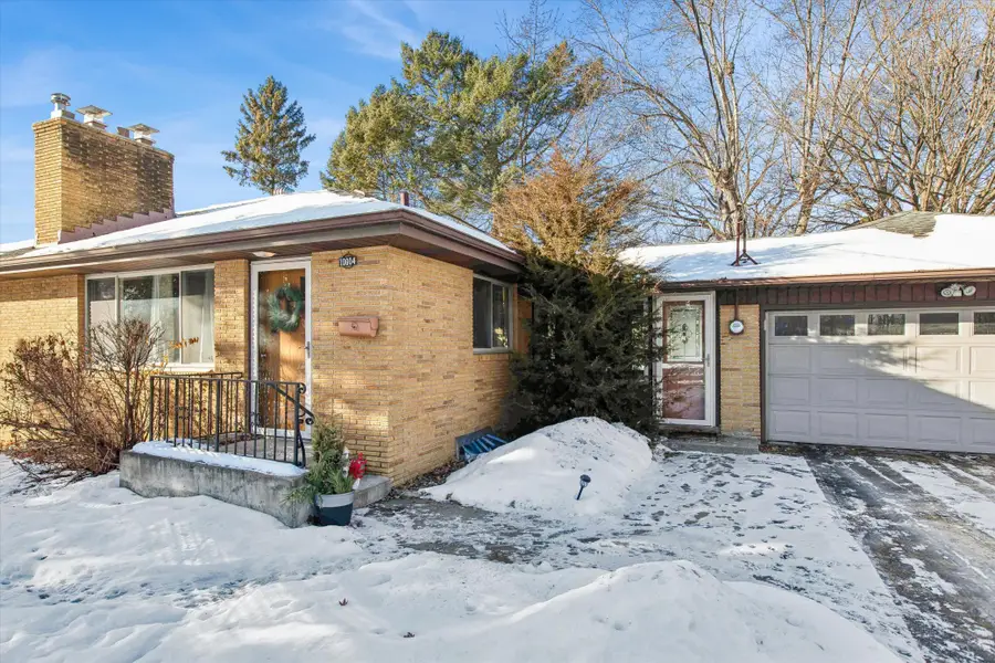 10004 Wentworth Avenue S, Bloomington, MN 55420 - Image #2