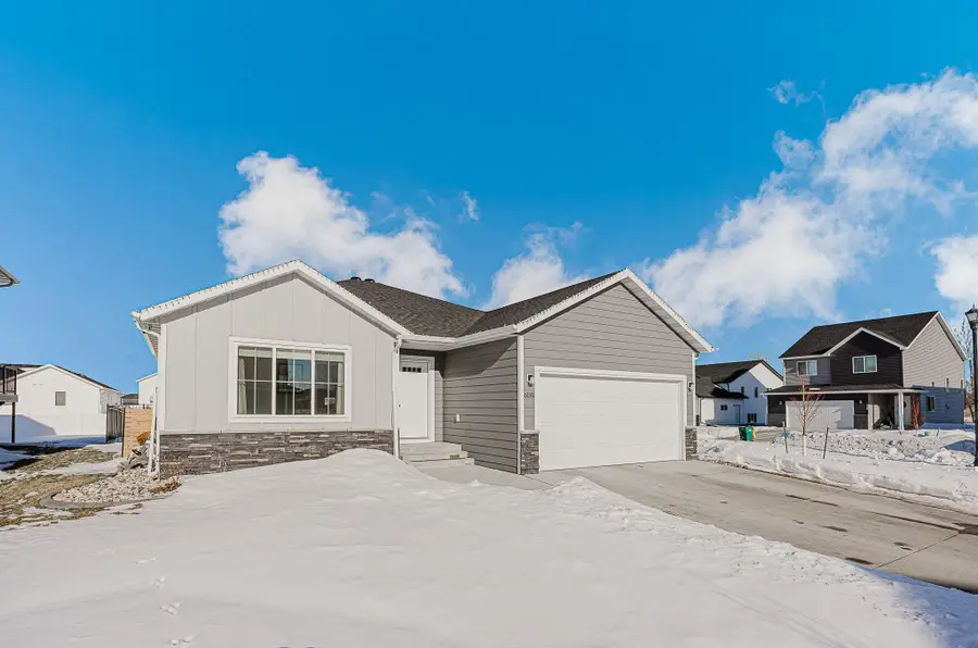 6191 Martin Lane W, West Fargo, ND 58078 - Image #3