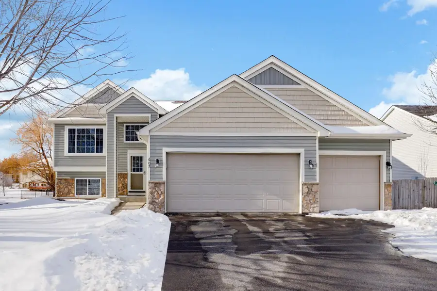 607 Dillon Avenue N, Montrose, MN 55363 - Image #2
