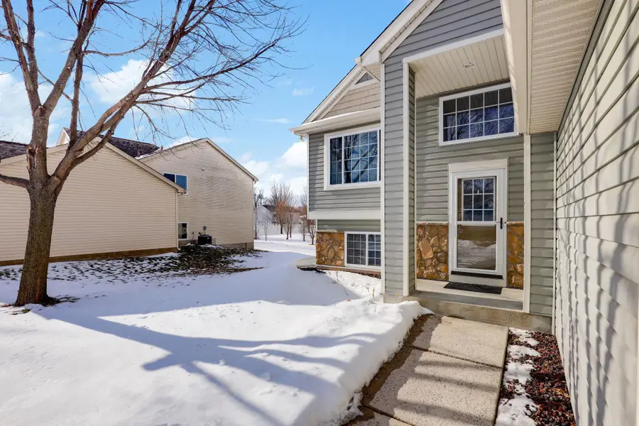 607 Dillon Avenue N, Montrose, MN 55363 - Image #3