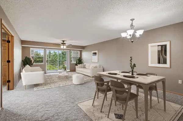 935 Ferndale Street N #302, Maplewood, MN 55119
