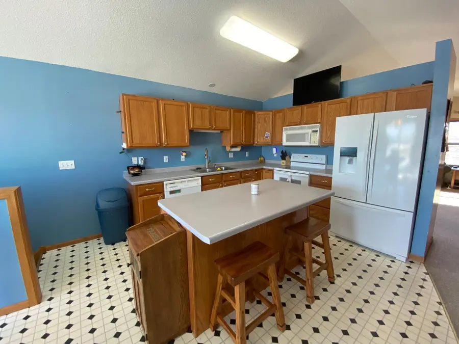 108 7th Street Se, Grand Meadow, MN 55936 - Image #3