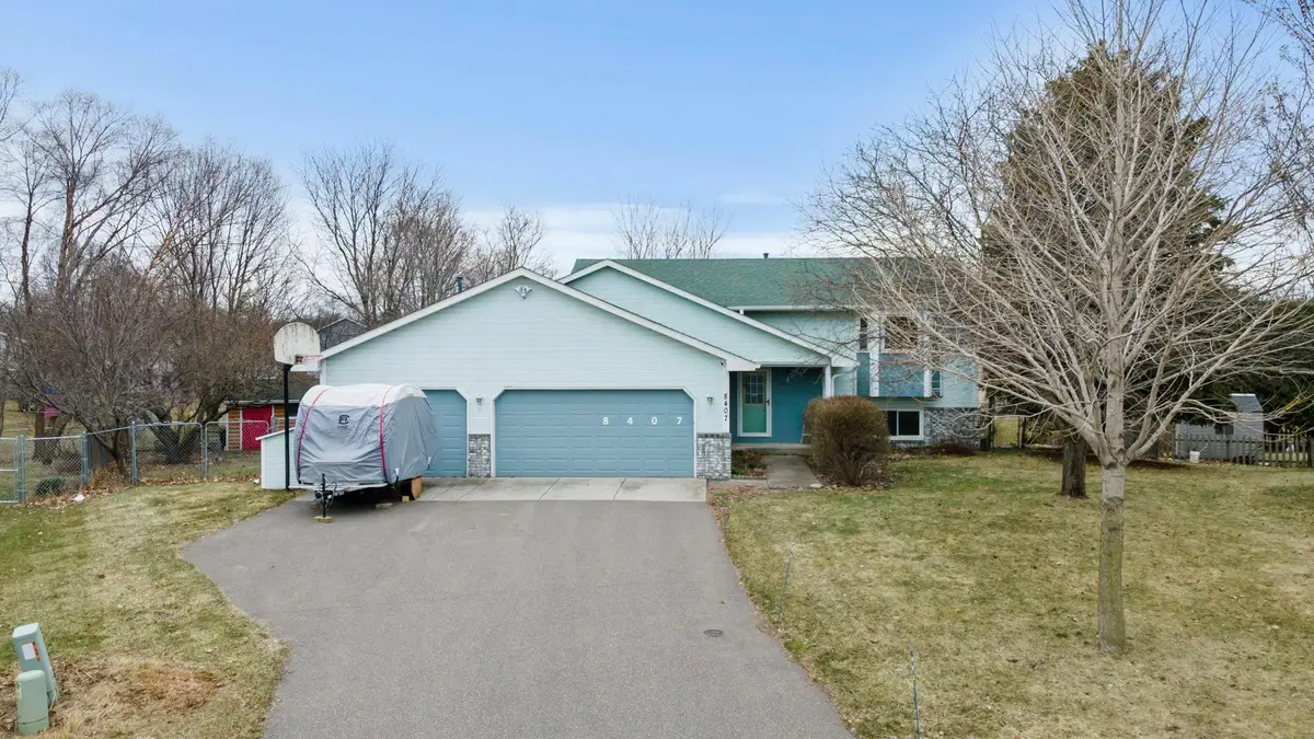 8407 Norway Street Nw, Coon Rapids, MN 55433 - #1