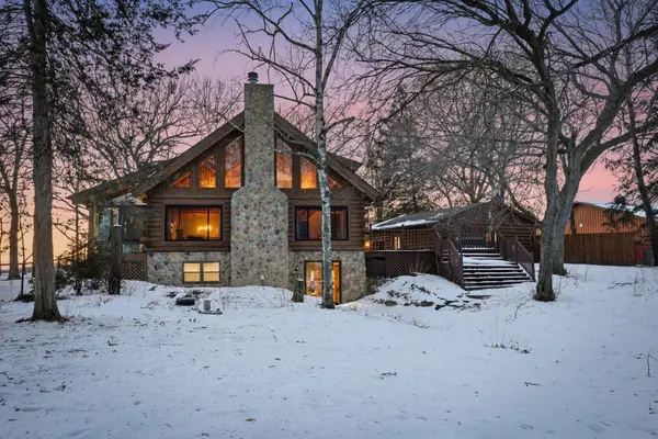 12998 Maxwell Road, Chisago City, MN 55013