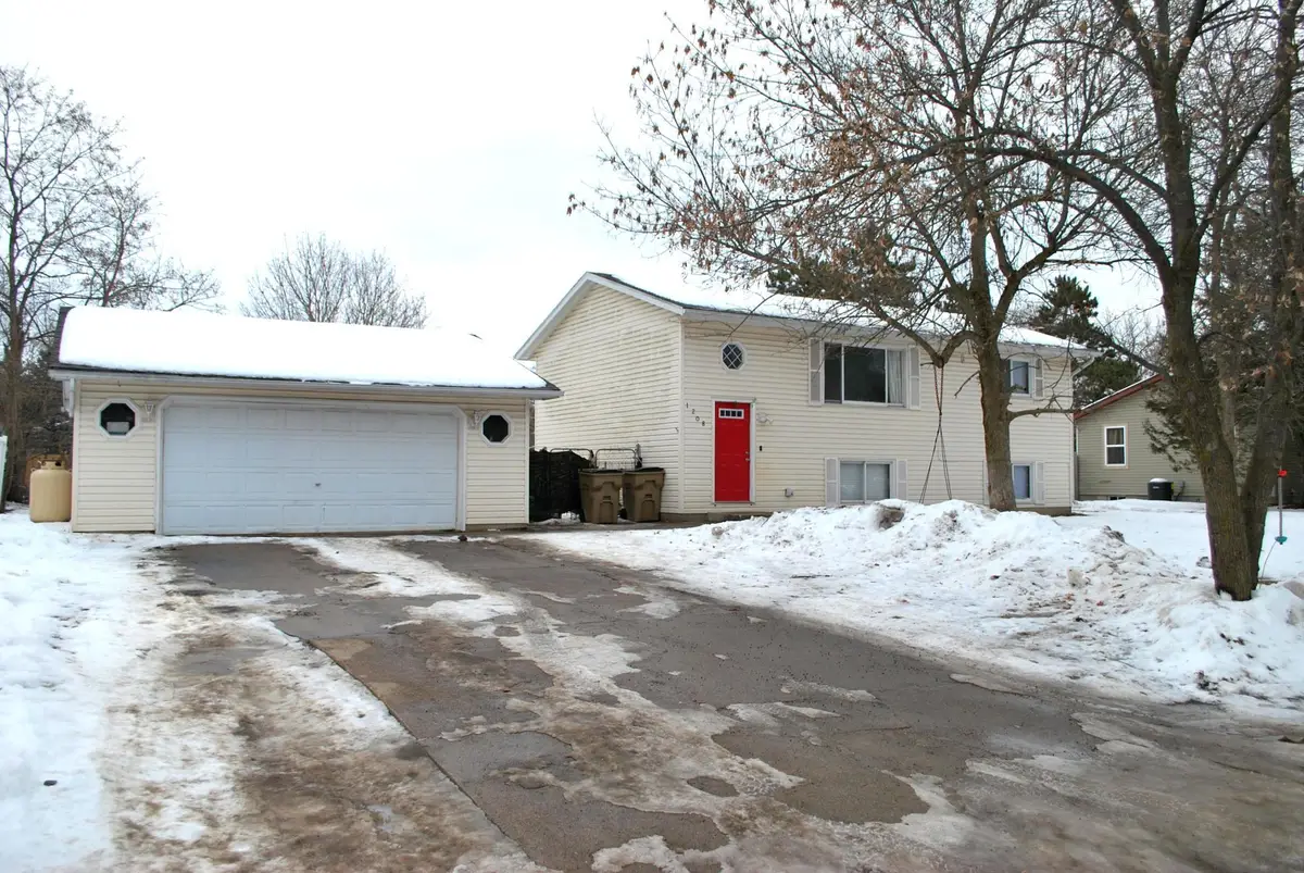 1208 15th Avenue N, Princeton, MN 55371 - Image #1