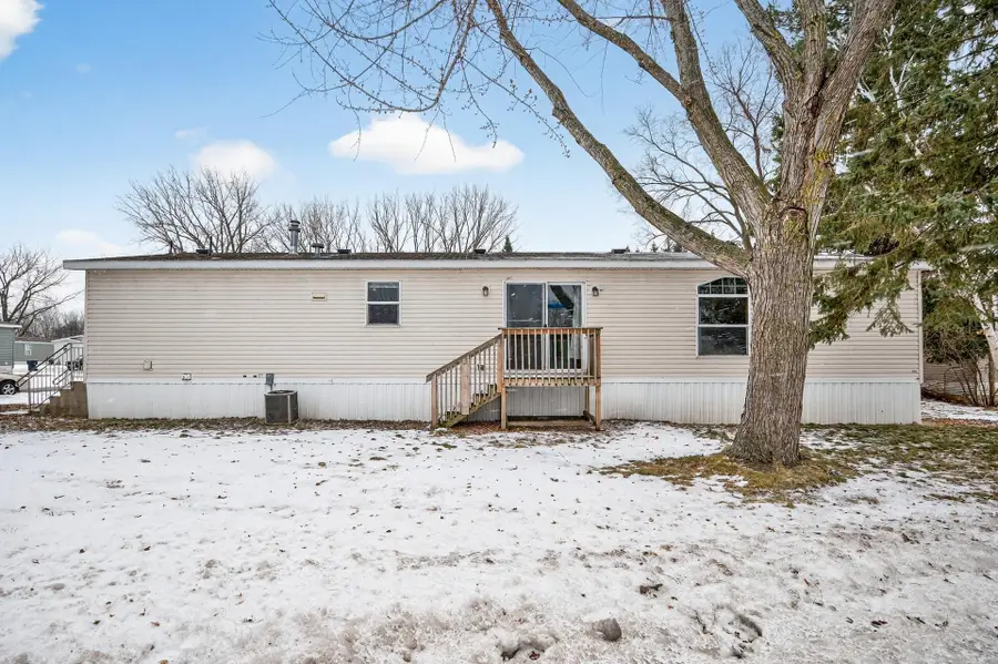 901 Hamlet Circle, Lakeville, MN 55044 - Image #3