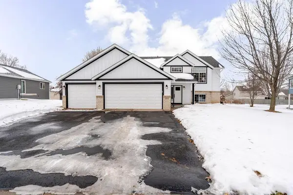 1015 Meadows Drive, Sauk Rapids, MN 56379