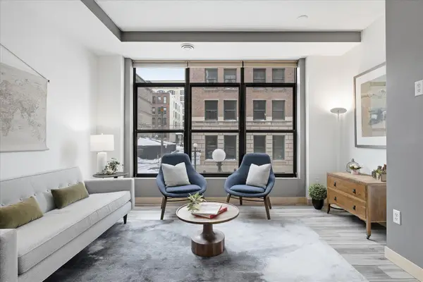 270 4th Street E #101, Saint Paul, MN 55101