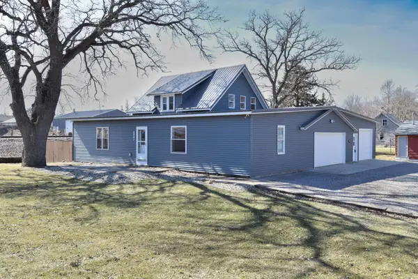 304 5th Avenue N, Brownton, MN 55312