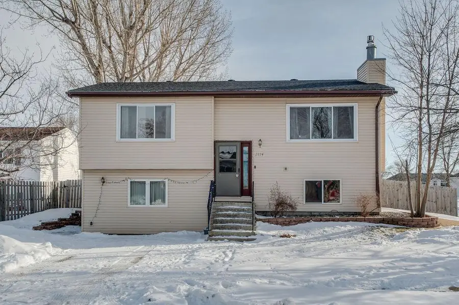 2174 Meadow Ridge Court, West Fargo, ND 58078 - Image #2