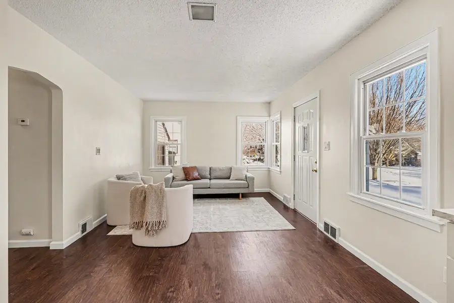 3259 Drew Avenue N, Robbinsdale, MN 55422 - Image #3