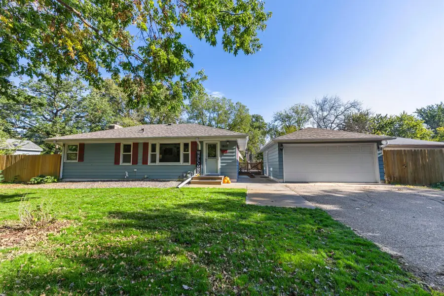 11832 Crawford Road W, Minnetonka, MN 55343 - Image #2