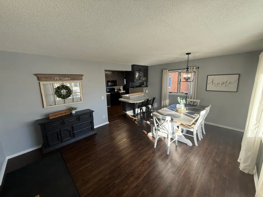 505 W Van Dusen Street, Springfield, MN 56087 - Image #2