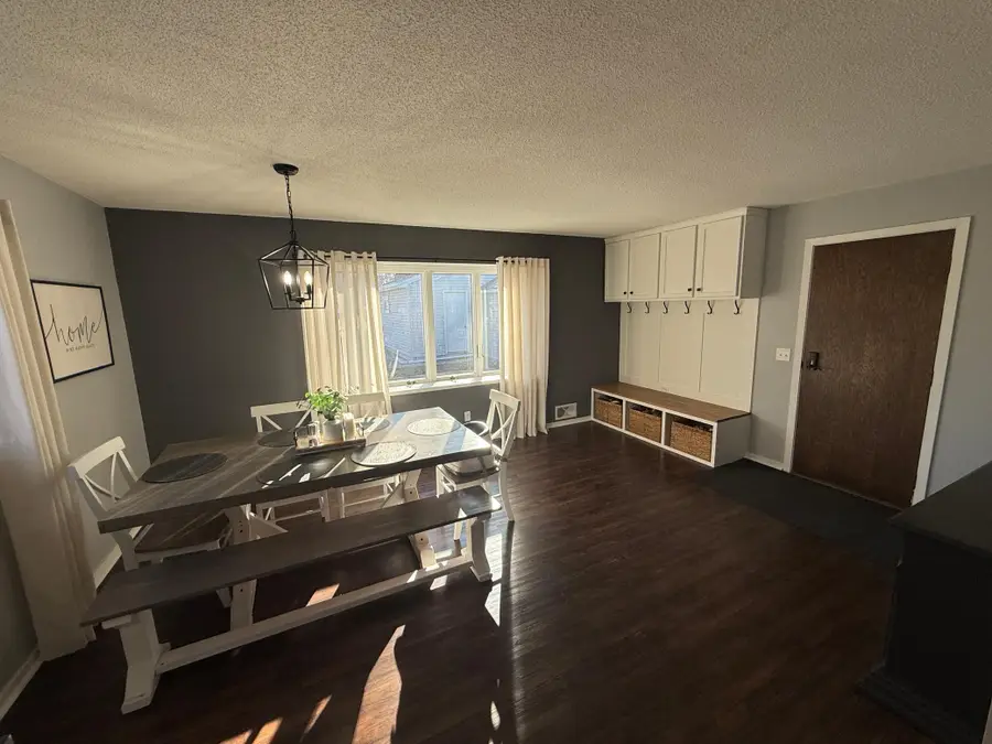 505 W Van Dusen Street, Springfield, MN 56087 - Image #3