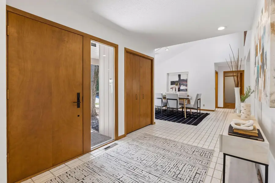 7117 Gleason Road, Edina, MN 55439 - #3