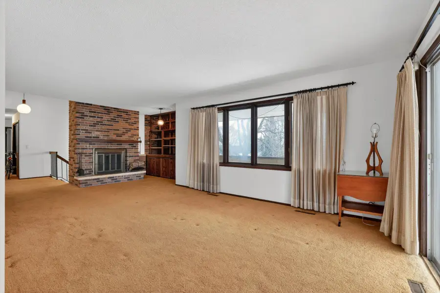 8730 Summit Drive, Eden Prairie, MN 55347 - Image #3