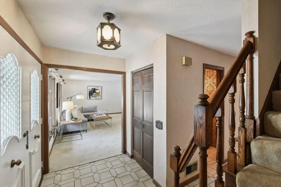 5942 Fairwood Lane, Minnetonka, MN 55345 - #2