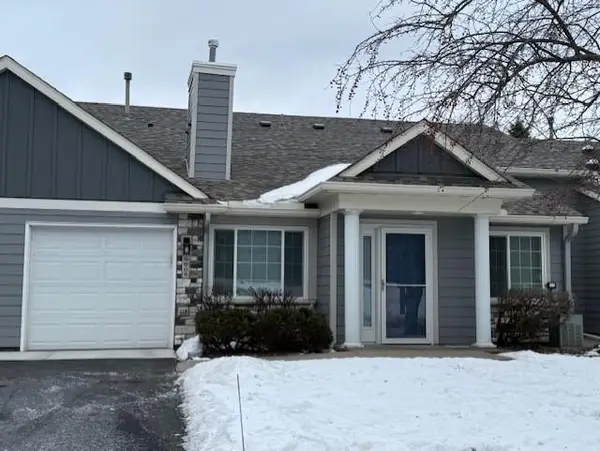 9909 Tamarack Cove, Woodbury, MN 55125