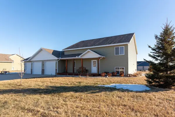 141 Chase Avenue, Nicollet, MN 56074