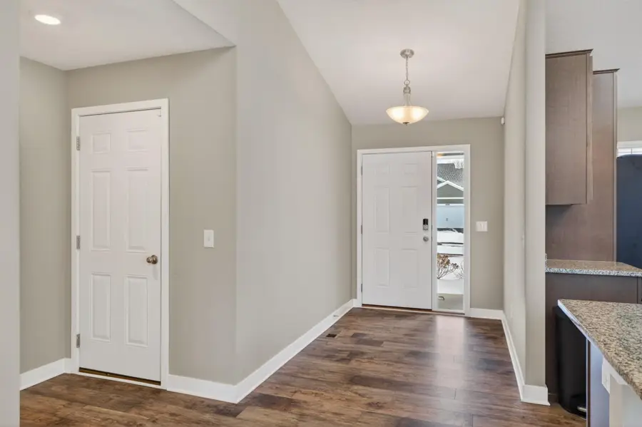 18017 Hidden Creek Trail, Lakeville, MN 55044 - Image #3