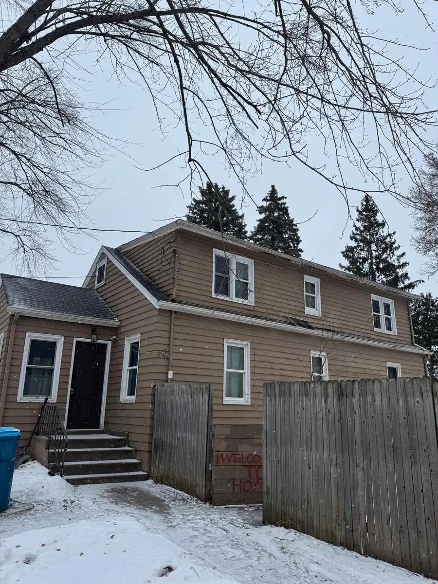 556 W Broadway Avenue, Forest Lake, MN 55025 - Image #2