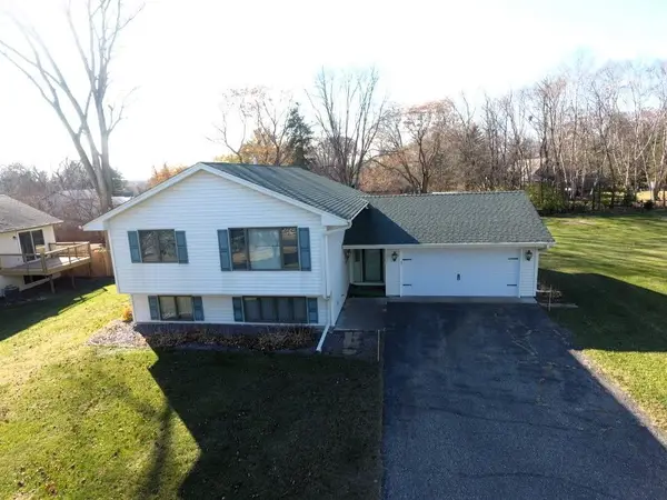 8601 215th Street N, Forest Lake, MN 55025